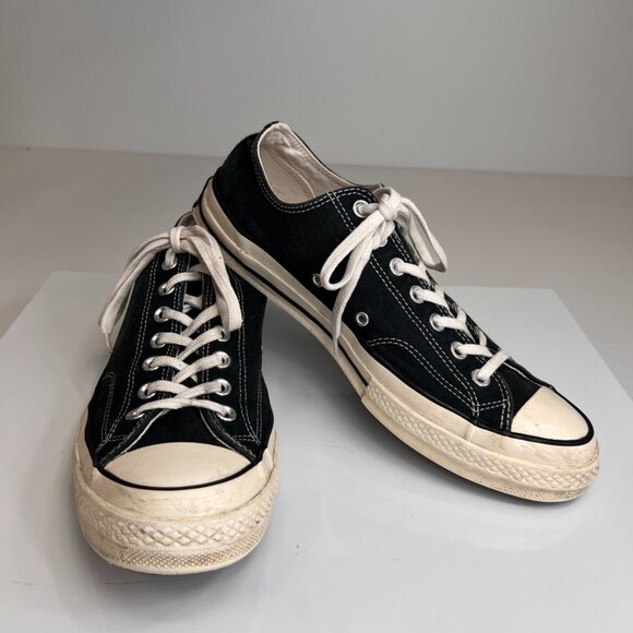 Converse Shoe Men 10.5 Chuck Taylor All Star Athletic Lace Low Sneaker Core Go - Picture 1 of 16